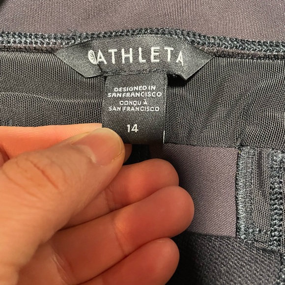 Athleta Headlands Hybrid Cargo II Tight Leggings. Size 14. - Picture 3 of 12